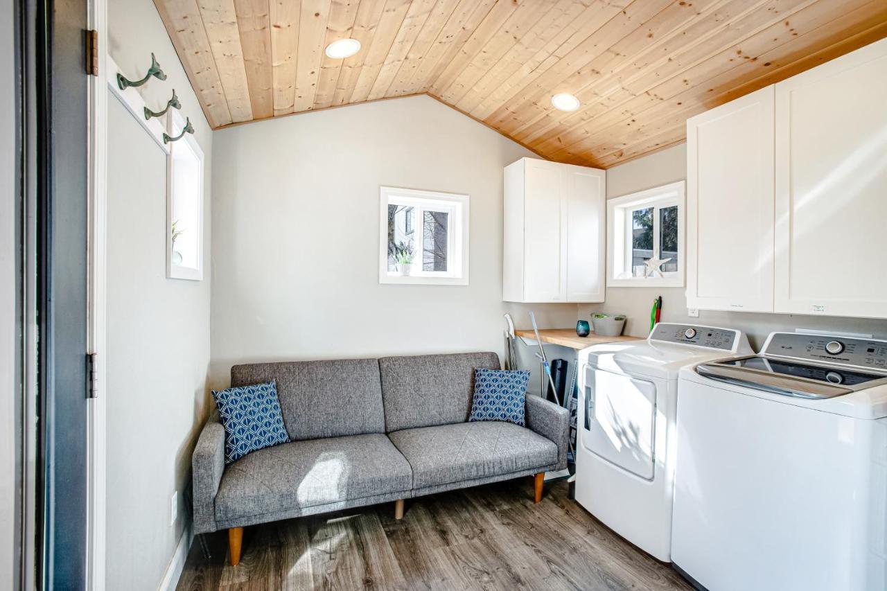 Siletz Bay Getaway Villa Lincoln City Exterior photo